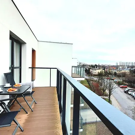 Golden By Triapart *